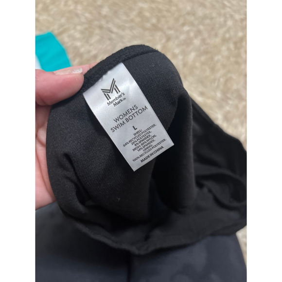 Beachsissi and members mark Bikini - Picture 6 of 6